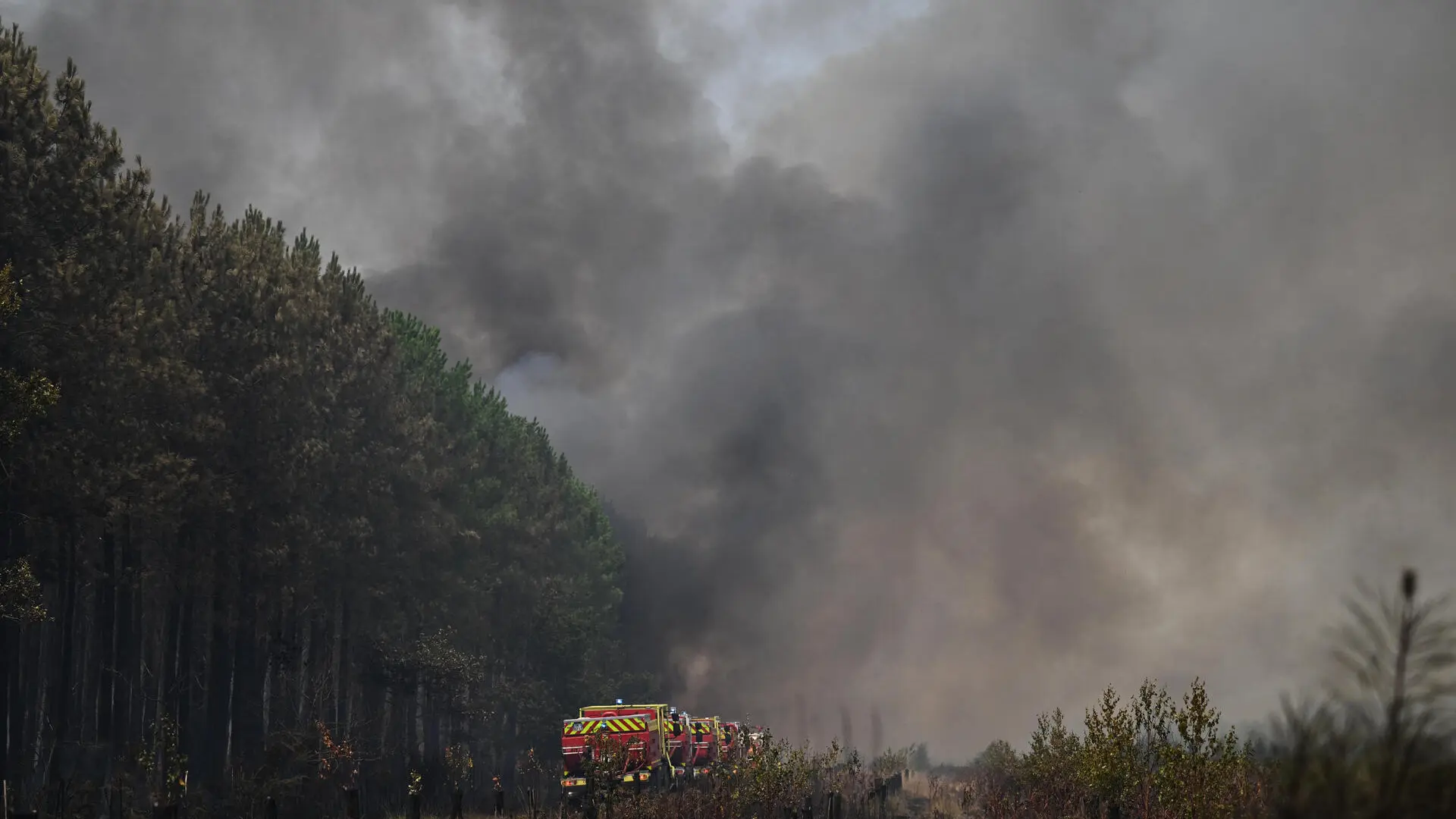 El megaincendio de Gironda sigue estabilizado pero Francia mantiene la vigilancia por las altas temperaturas