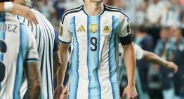 Julián Alvarez, el renacido: el apoyo del numeroso clan que lo sigue y por qué Scaloni lo considera fundamental en la Selección Argentina