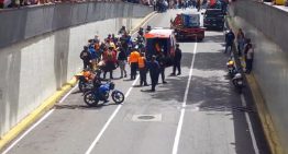 Mujer resultó herida en el centro de Caracas en medio del sismo de magnitud 3,9 registrado este #10Jul (Video)