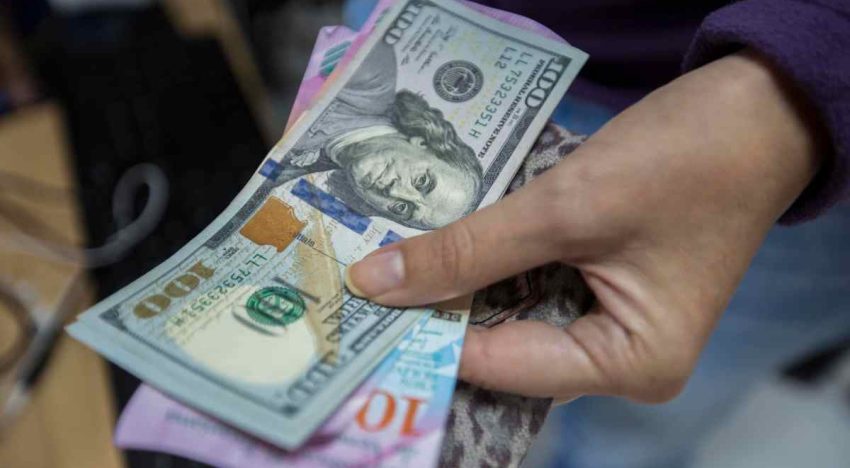 Dólar BCV quedó a un paso de otro máximo histórico y el euro ganó más terreno