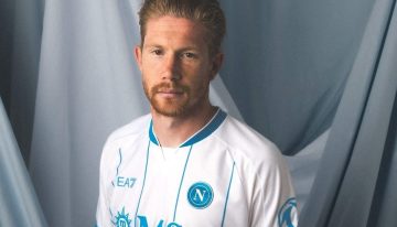 Napoli homenajea a la Argentina de Maradona: presentó una camiseta inspirada en su vínculo con el país