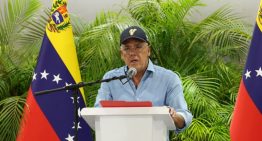 Jorge Rodríguez prometió desocupar escuelas de damnificados antes del próximo año escolar