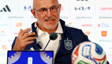 En la previa de las semifinales, Luis de la Fuente no subestimó a Francia pero tampoco se achicó: «Tienen futbolistas excepcionales, pero nosotros también»