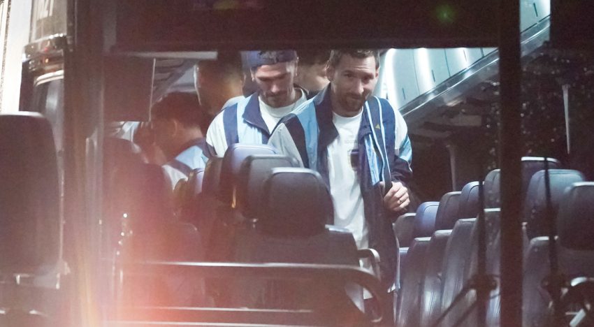 Con demora por tormenta eléctrica, la Selección Argentina llegó a Atlanta y ya piensa en los octavos frente a Egipto por el Mundial 2026