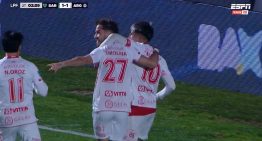 Alan Lescano y un golazo acrobático para el empate de Argentinos Juniors en Junín en la vuelta del fútbol argentino