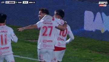 Alan Lescano y un golazo acrobático para el empate de Argentinos Juniors en Junín en la vuelta del fútbol argentino