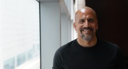 Juan Sebastián Verón, mano a mano con Clarín: «Mientras esté Messi en el medio, habrá esperanzas»