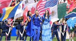 Laura Pausini dedicó a los venezolanos su participación antes de iniciar la final de Mundial (VIDEO)