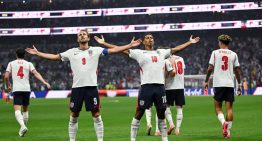 Inglaterra sacó toda su jerarquía y terminó con el sueño de México: los ingleses celebraron en el Estadio Azteca a 40 años de los goles de Maradona