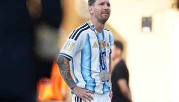 Le hemos pedido todo, exigirle más es una estupidez: Messi hizo feliz a un país siempre en crisis