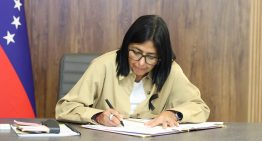 Delcy Rodríguez reveló cómo funcionará el esquema de créditos y subsidios para comprar vivienda tras el desastre