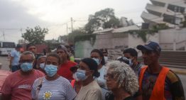 Familiares acusaron a militares de impedir labores de búsqueda en edificio de La Guaira