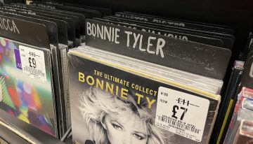 Las cuatro canciones que convirtieron en mito la voz ronca de Bonnie Tyler