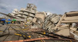 Impactante VIDEO registró la caída simultánea de decenas de edificios durante los terremotos en La Guaira