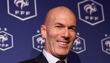 Francia presentó a Zinedine Zidane como su nuevo entrenador: «Es un sueño hecho realidad»
