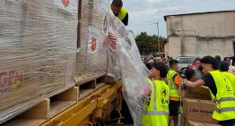 Así funciona la red de ayuda en Florida que envía toneladas de insumos a Venezuela