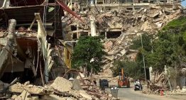 Escombros, olor a muerte y mensajes desesperados en paredes: las marcas de la tragedia en La Guaira