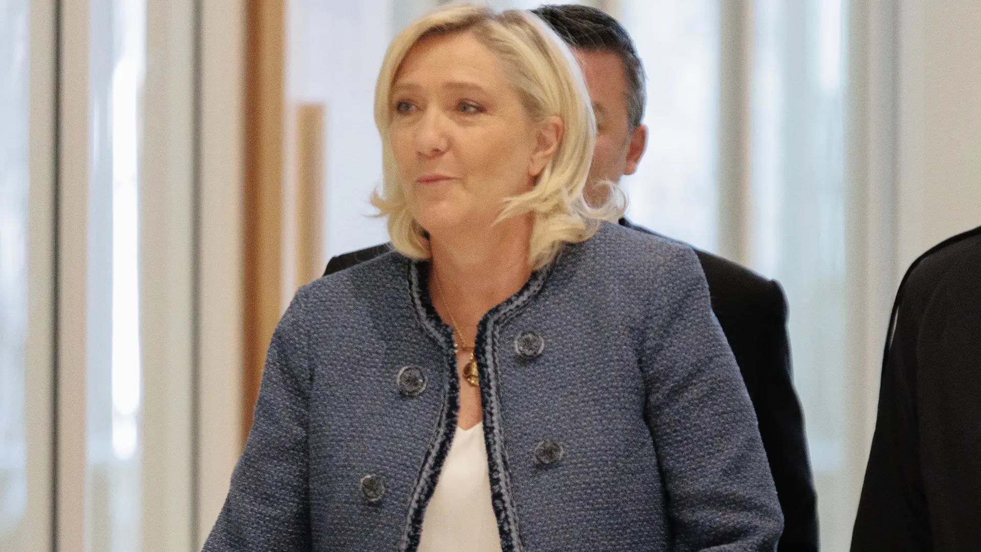 La Justicia francesa condena a Le Pen con 15 meses de inhabilitación firme y podrá optar a las presidenciales en 2027