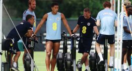 Inglaterra vive un día de tensión en el Mundial: un hombre armado irrumpió en su concentración y aislaron a un jugador por un virus
