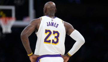 LeBron James revolucionó Filadelfia: el impacto deportivo y económico de su llegada a los 76ers