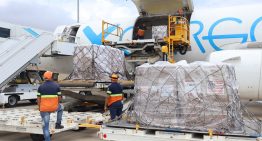 Chavismo informó que La Guaira recibió más de 21 mil kilos de ayuda humanitaria desde EEUU