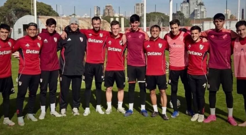 Quién es el jugador de River que se entrena en el predio de Cantilo y merece una segunda oportunidad según los hinchas