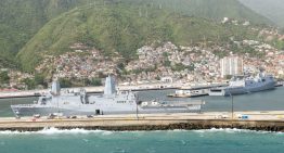 El USS San Antonio ya tomó el control de esta operación en Venezuela