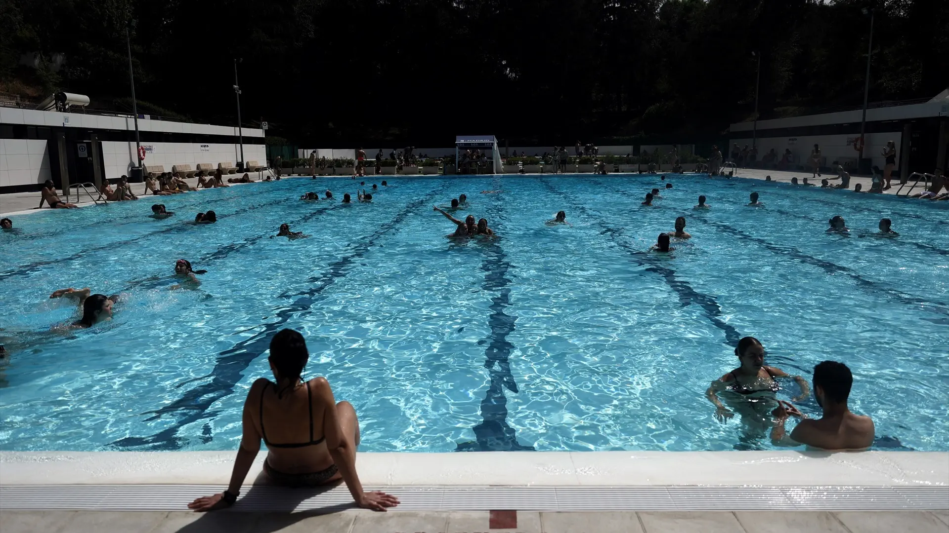 Los oídos también sufren en playas y piscinas: hongos y bacterias pueden causar otitis