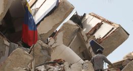 Un llanto desconsolado rompe el silencio de las búsquedas de desaparecidos en Venezuela