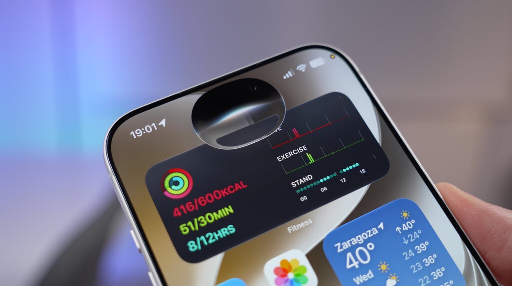 Apple ya piensa en cobrar a los usuarios más intensos de la IA, pero en Europa seguimos a dos velas