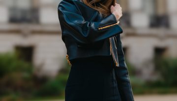 Elisabeth Torres, peluquera: «Si quieres verte el cabello más claro sin hacerte mechas, un baño de color o un matiz bien elegido pueden dar la sensación de rubio luminoso»