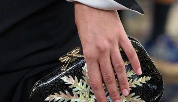 Uñas desnudas: la nueva tendencia (y símbolo de estatus) que identificará a las novias elegantes de otoño 2026