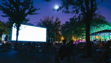 Una noche de cine bajo las estrellas: las películas que no te puedes perder en tu cine verano más cercano