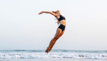 Gloria Morales, entrenadora de Marta Sánchez: «El gran error de las vacaciones no es entrenar menos o comer más, sino dejar de movernos. Subir escaleras, jugar en la playa… Todo suma»