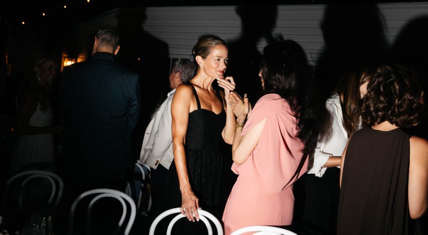 Estaban Naomi Watts y Katie Holmes, espectaculares, pero las dos invitadas más elegantes en la fiesta de Michael Kors fueron las que apostaron por la gran tendencia de la temporada