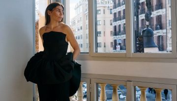 Almu Carnicero, estilista, sobre las tendencias de la próxima temporada: «La variedad de vaqueros es tal que puedes construir tanto looks arreglados como para el día a día»