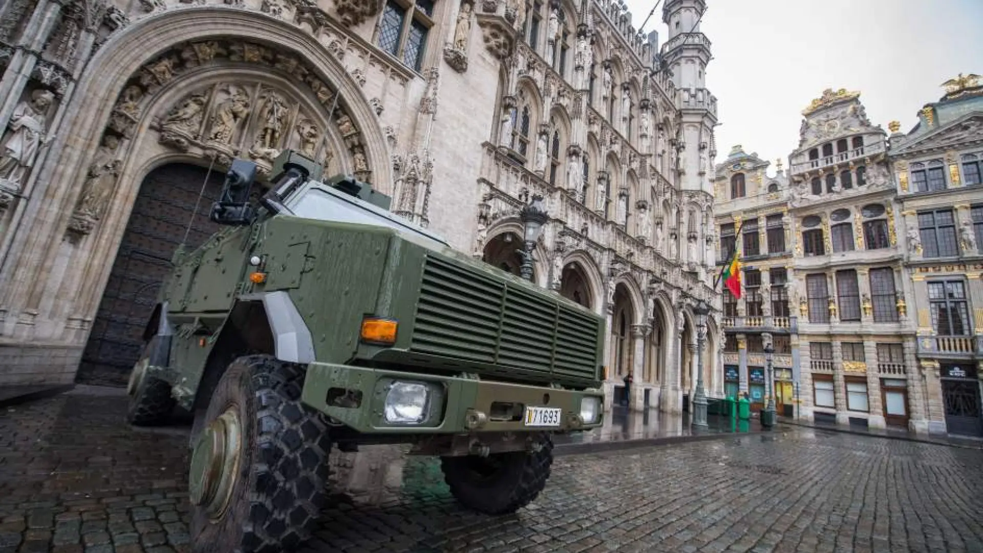 Bélgica refuerza su reserva militar con 500 jóvenes voluntarios y descarta por el momento volver al servicio obligatorio