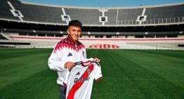 Bronca en River: Chiqui Tapia intentó boicotear el pase de Thiago Almada y le sugirió que jugara en Boca