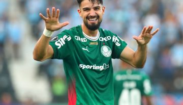 Show del Flaco López en Brasil: dos golazos para Palmeiras y una racha que no se detiene