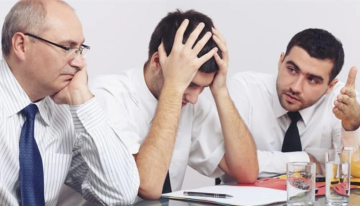 Estrés, depresión e insomnio: los problemas que también ponen en riesgo a las empresas