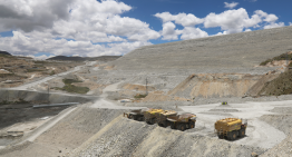 Regulador de Perú investiga a filial de la china MMG tras muerte de 2 trabajadores en mina Las Bambas