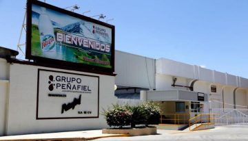 Dueño de Grupo Peñafiel reporta recuperación en México tras impacto del impuesto a bebidas