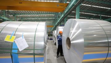 Precios del aluminio tocan máximo de siete semanas ante la disminución de las existencias