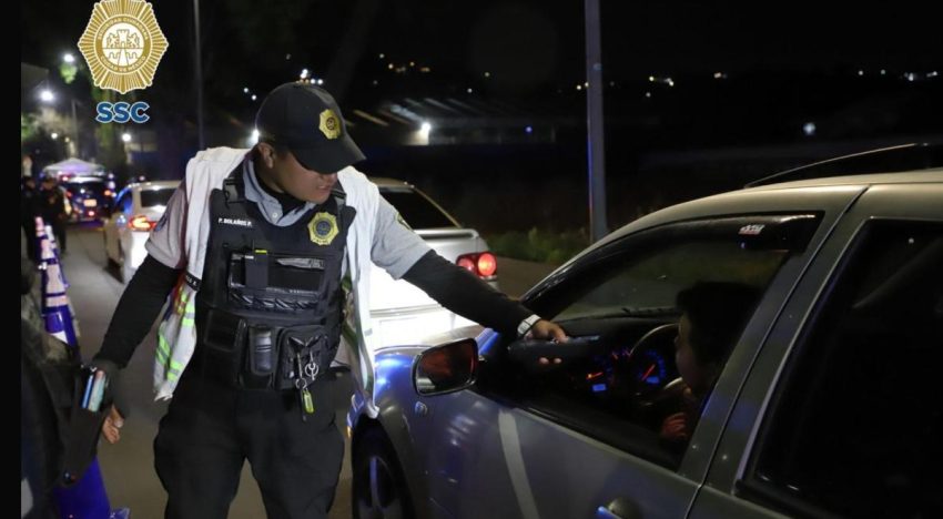 ¿Un policía puede revisar tu auto? Qué está permitido en CDMX y Edomex