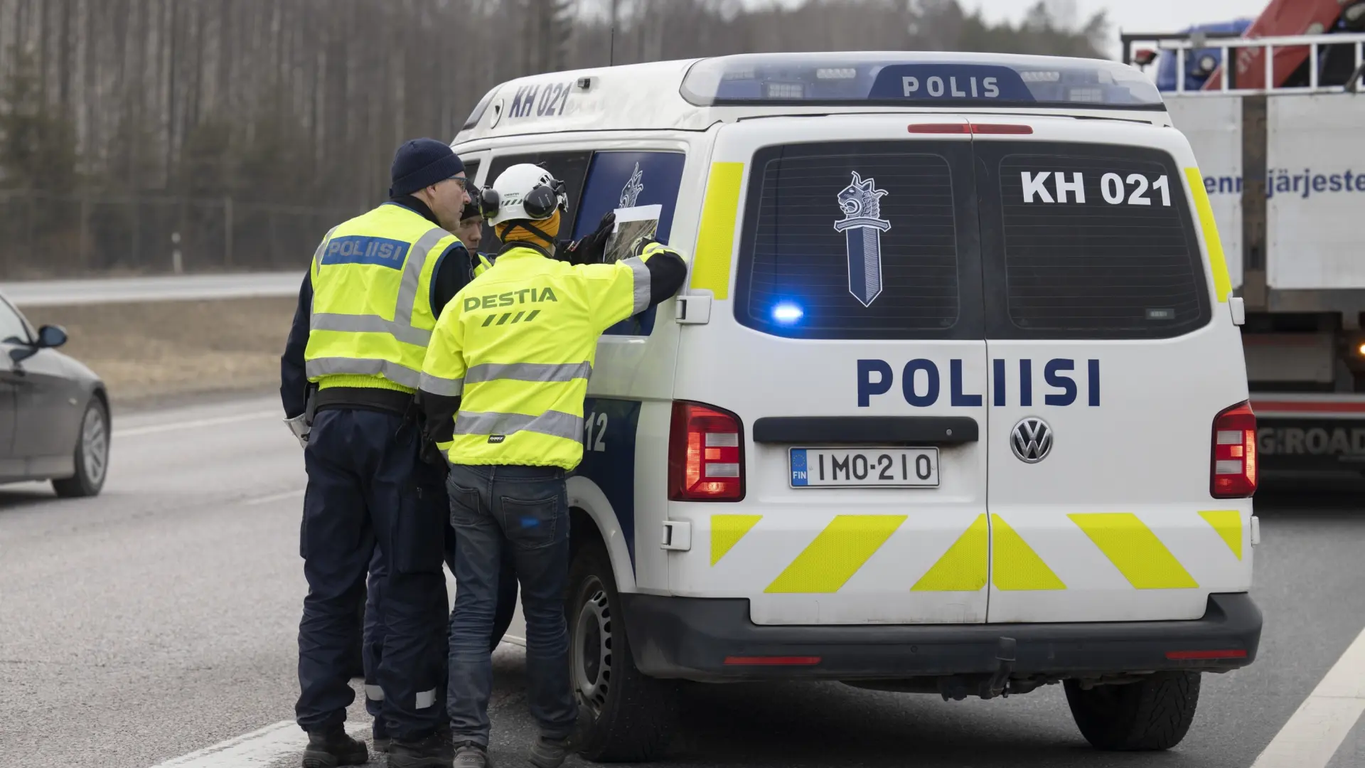Un menor intenta quemar su instituto con 50 personas dentro en Finlandia