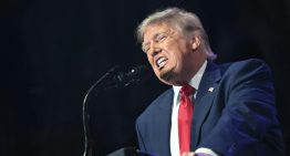 Coalición de estados demanda política Trump de compartir datos de ayudas con autoridades inmigración