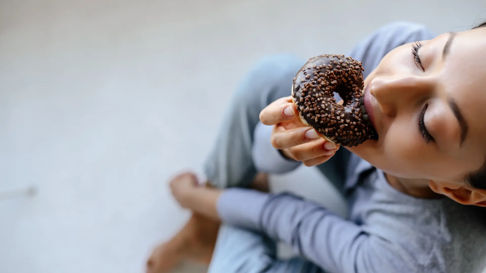 Del modo supervivencia a la calma: la forma en la que regular el sistema nervioso puede cambiar tu relación con la comida