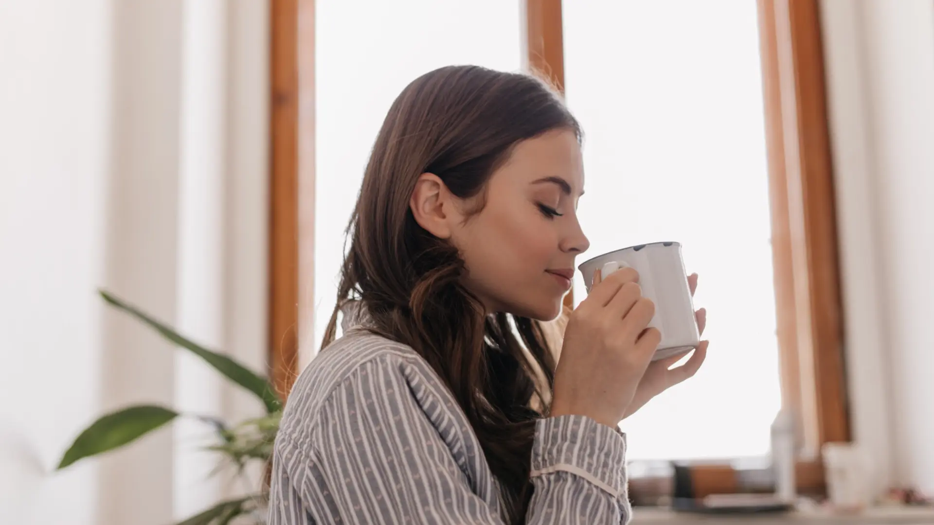 Paula Martín Clares, farmacéutica y nutricionista: «El café no es enemigo de la salud mental pero el exceso sí»
