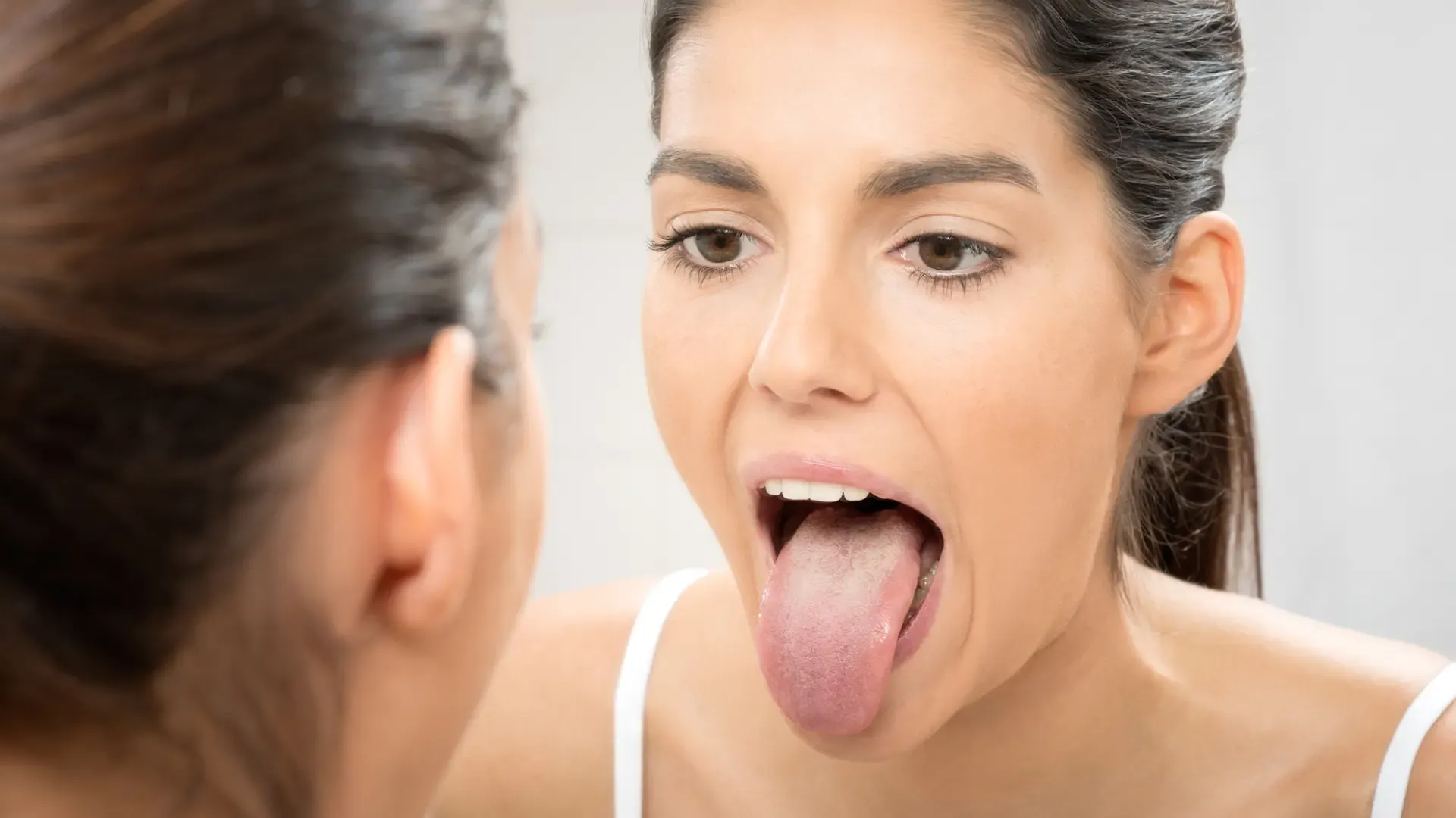 Laura Torres, paramédico: «Saca la lengua al menos 40 segundos para combatir el estrés»