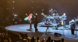 Singapur prohíbe reingreso de Massive Attack tras mostrar bandera palestina en concierto